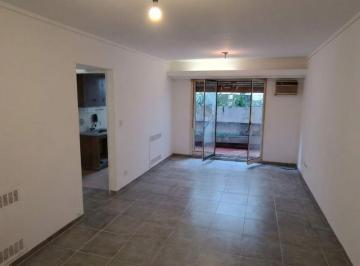 Departamento de 1 ambiente, Retiro · Monoambiente con Patio Propio
