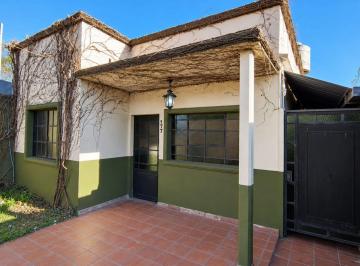 Casa · 50m² · 2 Ambientes · Casa en Venta Luis Guillon 2 Amb. Apta Credito