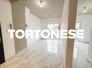 Departamento · 29m² · 2 Ambientes · 1 Cochera · Departamento 2 Ambientes en Alquiler con Cochera - Boulevard de Los Italianos 64 - V. Dominico