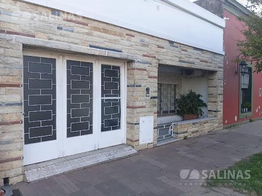 Casa · 114m² · 3 Ambientes · 1 Cochera