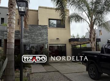 Casa · 128m² · 4 Ambientes · 1 Cochera · Casa en Venta en San Isidro Labrador, Villanueva, Tigre