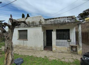 Casa de 4 ambientes, Almirante Brown · Casa en Alquiler – Glew