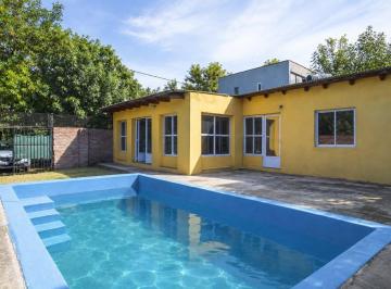 Casa · 90m² · 3 Ambientes · 1 Cochera · Casa en Ibarlucea