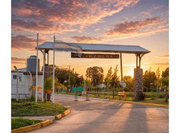 Terreno · 1772m² · Venta de Lote en Barrio Parque Cruz del Sur