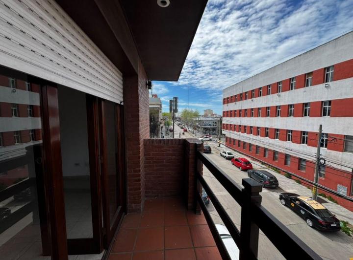Oficina comercial · 75m² · 3 Ambientes