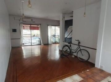 Oficina comercial de 3 ambientes, Saavedra · Venta en 3 Plantas, Lote Propio Se Vende con 2 Rentas, Zona Comercial!