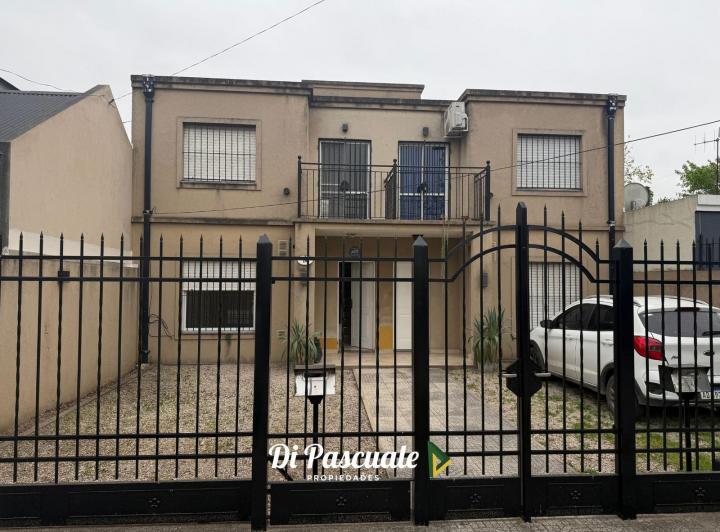 Casa · 62m² · 3 Ambientes · 1 Cochera