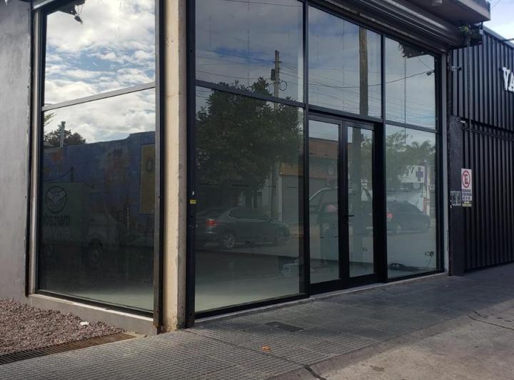 Local comercial · 120m² · 1 Ambiente