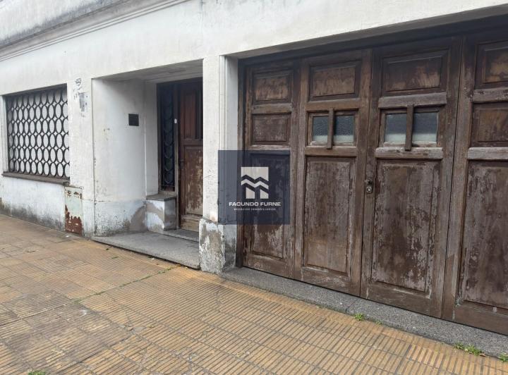 Casa · 220m² · 3 Dormitorios · 1 Cochera
