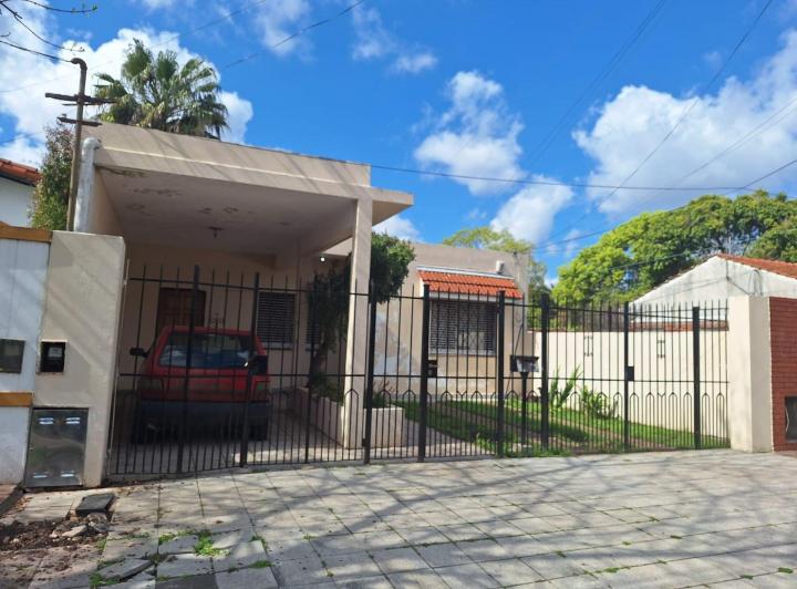 Casa · 116m² · 4 Ambientes · 1 Cochera