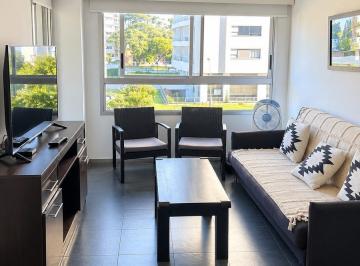 Departamento · 2 Ambientes · 1 Cochera · Apartamento en Alquiler 12 Lunas | 1 Dormitorio | Garaje | Av Roosevelt