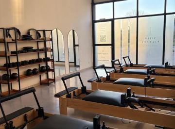 Fondo de comercio , Pilar · Fondo de Comercio en Venta - Estudio Boutique de Pilates Reformer - Pilar