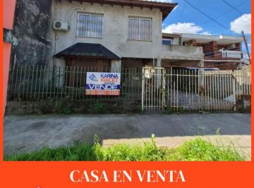 Casa de 6 ambientes, Morón · Impresioante Casa en Castelar Sur!