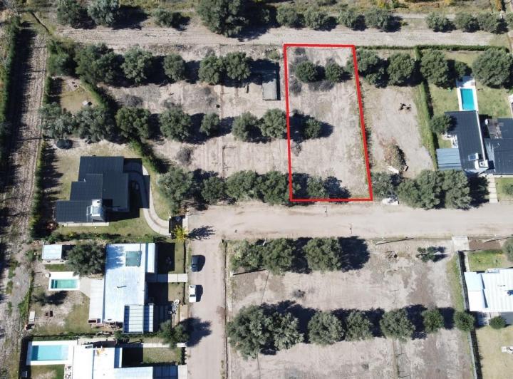 Terreno · 694m²