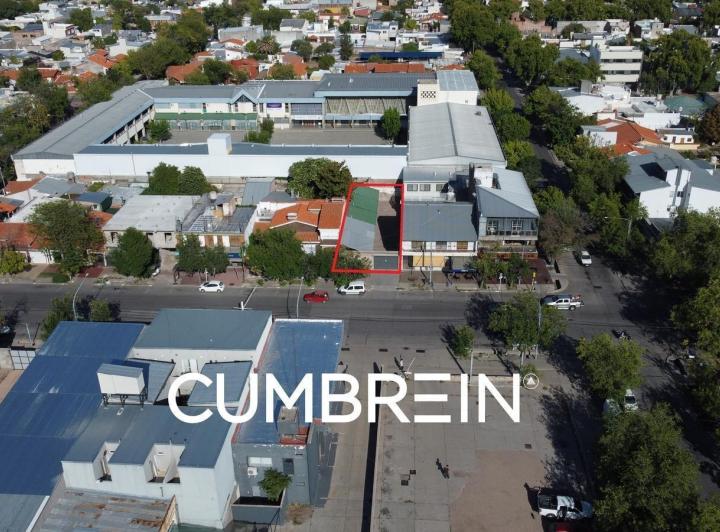 Terreno · 300m²