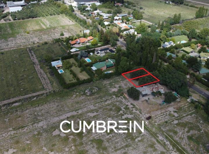 Terreno · 562m²