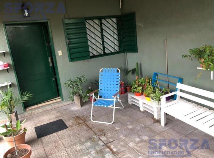 Casa · 100m² · 4 Ambientes · 1 Cochera