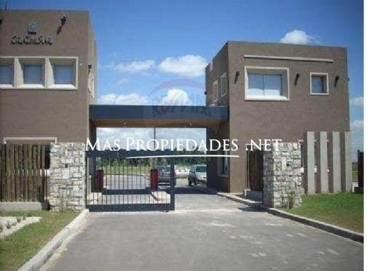 Terreno · 800m²