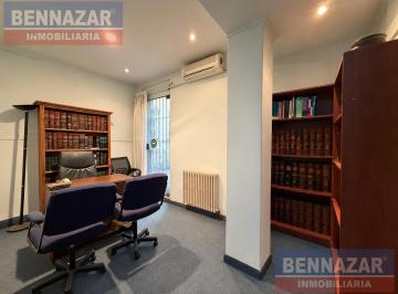 Oficina comercial · 97m² · 4 Ambientes · Venta de Oficina en Bouchard Al 600