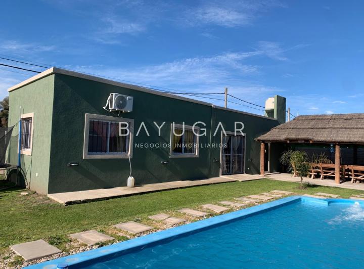 Casa · 100m² · 3 Ambientes · 3 Cocheras