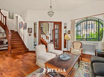 Casa · 250m² · 5 Ambientes · 1 Cochera · Casa - Venta - Estilo Inglesa - 5 Ambientes - Patio - Playroom - Belgrano