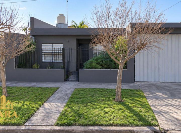 Casa · 109m² · 3 Ambientes · 1 Cochera
