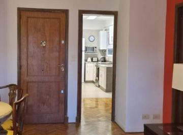 Departamento de 3 ambientes, Barrio Norte · Tres Amb. 2 Baños. Todo Luz y Sol. Inmejorable Zona. Córdoba 1800. Barrio Norte.