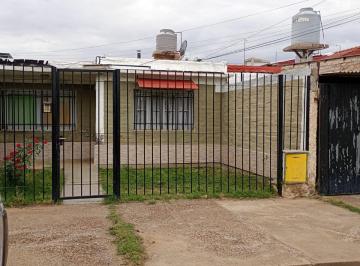 Casa de 3 ambientes, General Gutiérrez · Apta Crédito Casa Venta Gutierrez Maipu 3 Dorm.