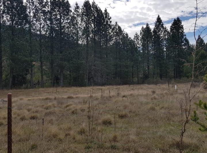 Terreno · 2200m²
