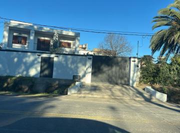 Casa de 8 ambientes, Pergamino · Permuto Amplia Prpoiedad