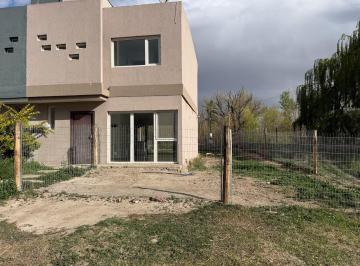 Casa de 3 ambientes, Neuquén · Alquiler Duplex 2 Habitaciones