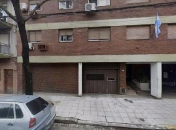 Departamento de 2 ambientes, Flores · Alquiler 2 Amb Lateral en Flores, Luminoso, Amplio, Bajas Expensas!