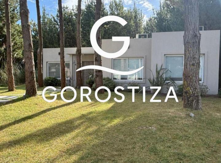 Casa · 170m² · 5 Ambientes