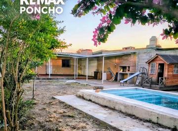 Casa · 178m² · 5 Ambientes · Venta de Casa en Coneta Lista Para Escriturar