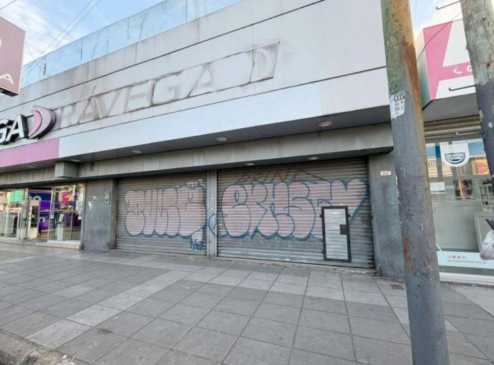 Local comercial · 174m²