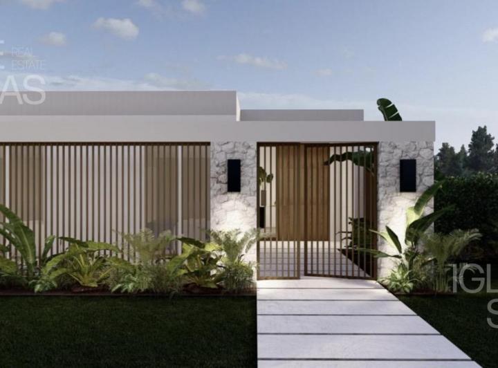 Casa · 220m² · 4 Ambientes · 2 Cocheras