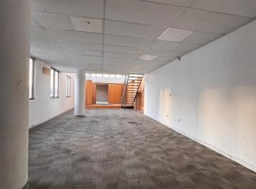 Bodega-Galpón · 230m² · 3 Ambientes · Alquiler Comercial: Galpones / Depósitos / Oficinas