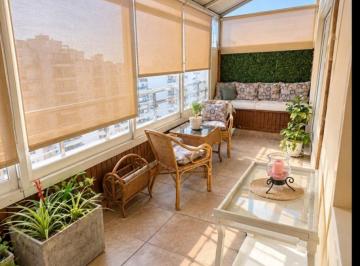 Departamento · 118m² · 4 Ambientes · 1 Cochera · Venta Piso de 4 Ambientes con Terraza Propia y Cochera, Ubicado Sobre Avda. Juan B. Alberdi Al 200.