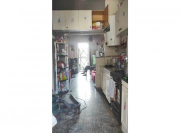 Casa · 200m² · 7 Ambientes · 1 Cochera · Casa Multi Familiar