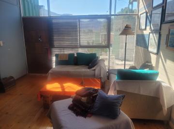 Casa de 8 ambientes, El Challao · Casa en Alquiler en Alto Challao — 4 Dorm. + Estudio, Vista Cerro Arco