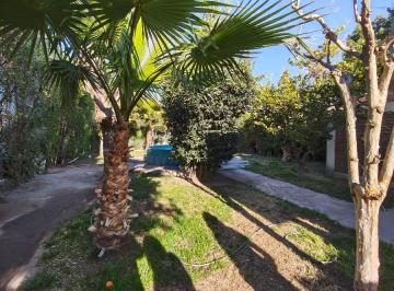Casa de 6 ambientes, San Martín · Dos Casas Centricas de 850 m² con 3 Dorm. en Venta en San Martín