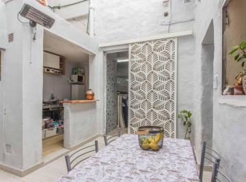 Casa · 105m² · 4 Ambientes · 1 Cochera · Casa Venta 4 Ambientes Villa Luro Terraza Cochera