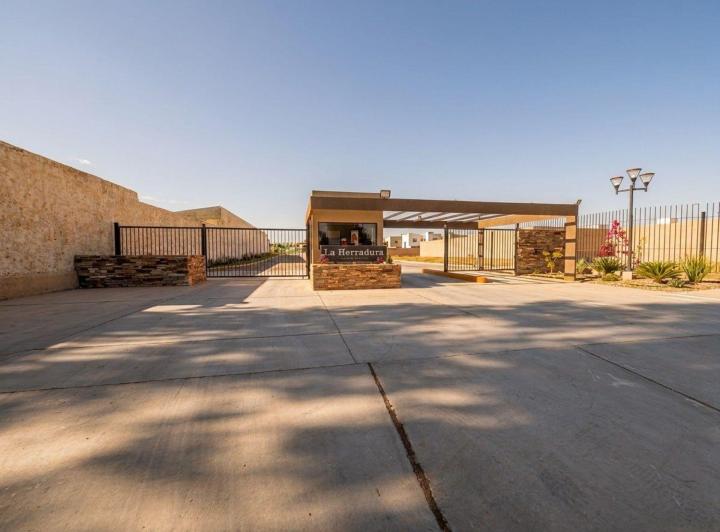 Terreno · 300m²