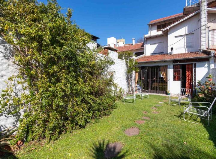 Casa · 142m² · 6 Ambientes · 1 Cochera