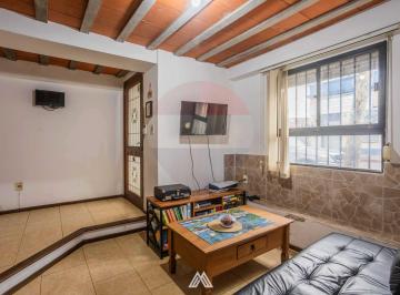 PH · 63m² · 3 Ambientes · Venta Casa 2 Dorm., Barbacoa, Tres Cruces