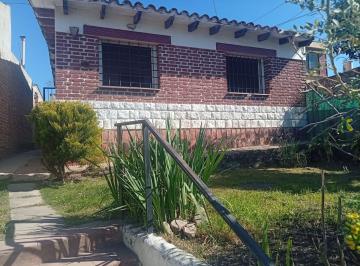 Casa · 42m² · 5 Ambientes · Casa a La Venta Cosquin B° La Toma Oportunidad!