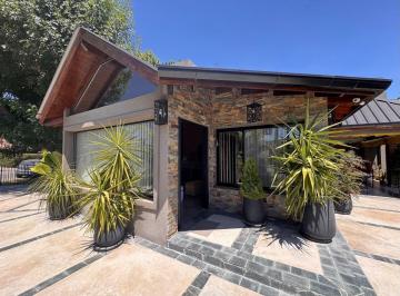 Casa · 205m² · 4 Ambientes · 5 Cocheras · Casa Venta Country Banco Provincia Financiada