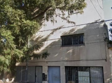 Casa · 710m² · 22 Ambientes · Venta Inmueble en Block Barrio General Bustos