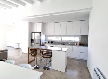 Casa de 4 ambientes, Campana · Dueño Directo Vende