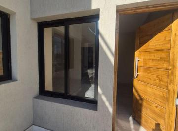 Casa de 4 ambientes, San Francisco del Monte · Venta Duplex 3 Dorm. en Barrio Privado (Guaymallen)